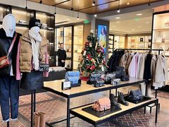 -百联奥特莱斯广场(南京店)