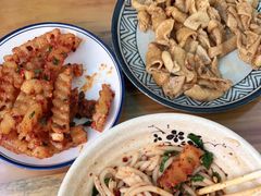 -再回首鸡肉米线(人民路一店)