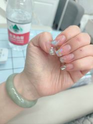-七彩虹美甲美睫 半永久