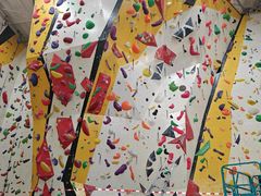 -问山MountQuest攀岩馆