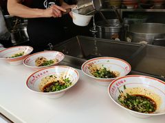-钟方模白家肥肠粉(春熙店)