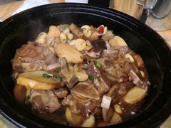 -阿瓦山寨·湘菜现炒·剁椒鱼头王(咸阳总店)