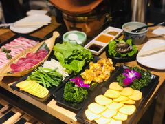 -碳说品道.瓦片烤肉.海鲜烧烤(中华路店)