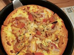 新奥尔良风情烤肉比萨-必胜客(上地华联店)