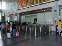 -岳阳东站
