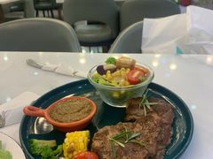 -丽莎沙拉轻食餐厅(国贸店)