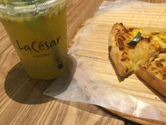 -乐凯撒披萨(东方新世界店)