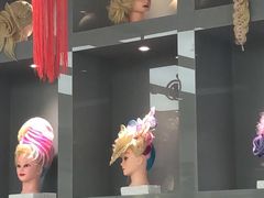 -粤港芭莎美容美发化妆学校
