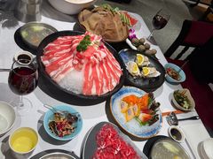 -泓炙颐凤鲜海鲜火锅料理(桐乡店)