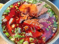 -臻老板牛肉面(光华路SOHO店)