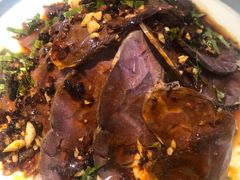 凉拌牛肉片-隔壁老王·家常云南菜(花巷店)
