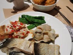 炸鱼-晶丽香榭自助餐(南京大饭店)