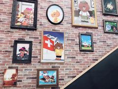 -LINE FRIENDS Garosu-gil Flagship Store