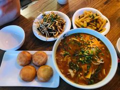 砂锅肥肠粉-三生小馆(亭知路店)