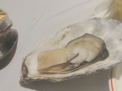 -广州万富希尔顿酒店·感趣自助餐厅·金秋蟹宴生蚝海鲜刺身