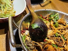 -吃饭皇帝大土家民族菜(正大广场店)