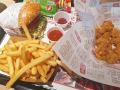 -The Habit Burger Grill 哈比特汉堡(复兴soho店)