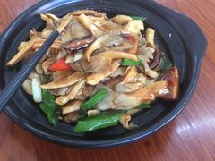 -胡子饮食店