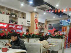 -江城燕子大排档(江汉路步行街店)