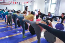 -亚太瑜伽普拉提学院