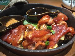 个旧烤猪蹄-云海肴·汽锅鸡·云南菜(高德置地店)