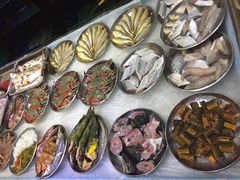 -侬佳蒸菜馆(听潮店)