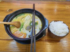 -金陵杨胖子·砂锅麻辣烫(金轮新天地店)