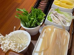 -沸炉重庆老火锅(军事博物馆店)