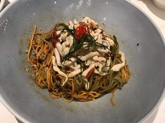 葱香田园鸡丝面-港丽餐厅(高德置地店)