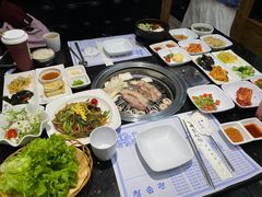 -青松馆韩国料理(香港中路佳世客店)
