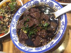 -杨三孃跷脚牛肉(西外棕榈岛店)