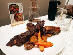 蜜汁黑椒烤子排佐黄油土豆-娜娜家·Nana's restaurant(国金汇店)