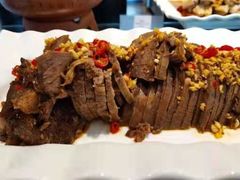 -飨食汇全日制餐厅·昆山皇冠假日酒店(九方店)