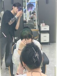 -藤野造型烫发染发