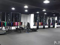 -FIGHTMAN格斗俱乐部(长宁临空店)