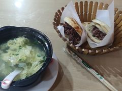 -闫家驴肉老店(华电一校店)