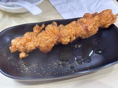 -莱莱小笼·乔艾