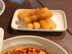-爆炸头阿姨小四川正宗川味小吃(无任何分店)