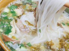 -全家福米线