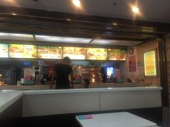 门面-百富烤霸 烤鸡汉堡(喀什西路华润店)