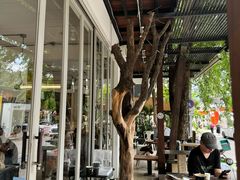 -Roast8ry Coffee Lab