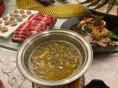 -天津京基皇冠假日酒店
