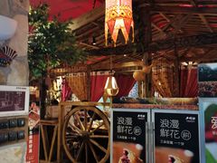 门面-老牌坊云南鱼豆花火锅(爱建店)