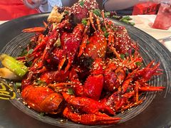 -肥肥虾庄·金牌油焖大虾(汉街SKP店)