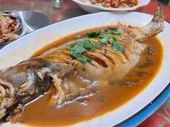 -崴海渔村(虹梅路店)