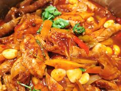 香辣鸡翅锅-黄记煌三汁焖锅(欢乐海岸店)