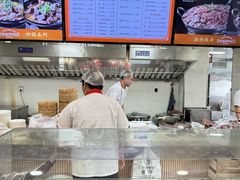 -闫家驴肉老店(华电一校店)