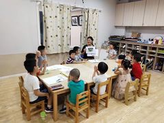-爱乐梵国际儿童教育中心(古美店)