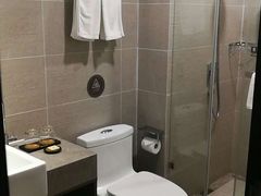 -如家精选酒店(苏州火车站万达广场地铁站店)