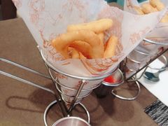 -悦享绿山墙西餐厅